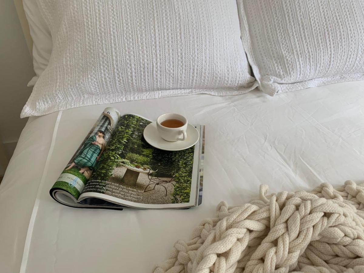 The Cay House Hotell Mangrove Cay Exteriör bild